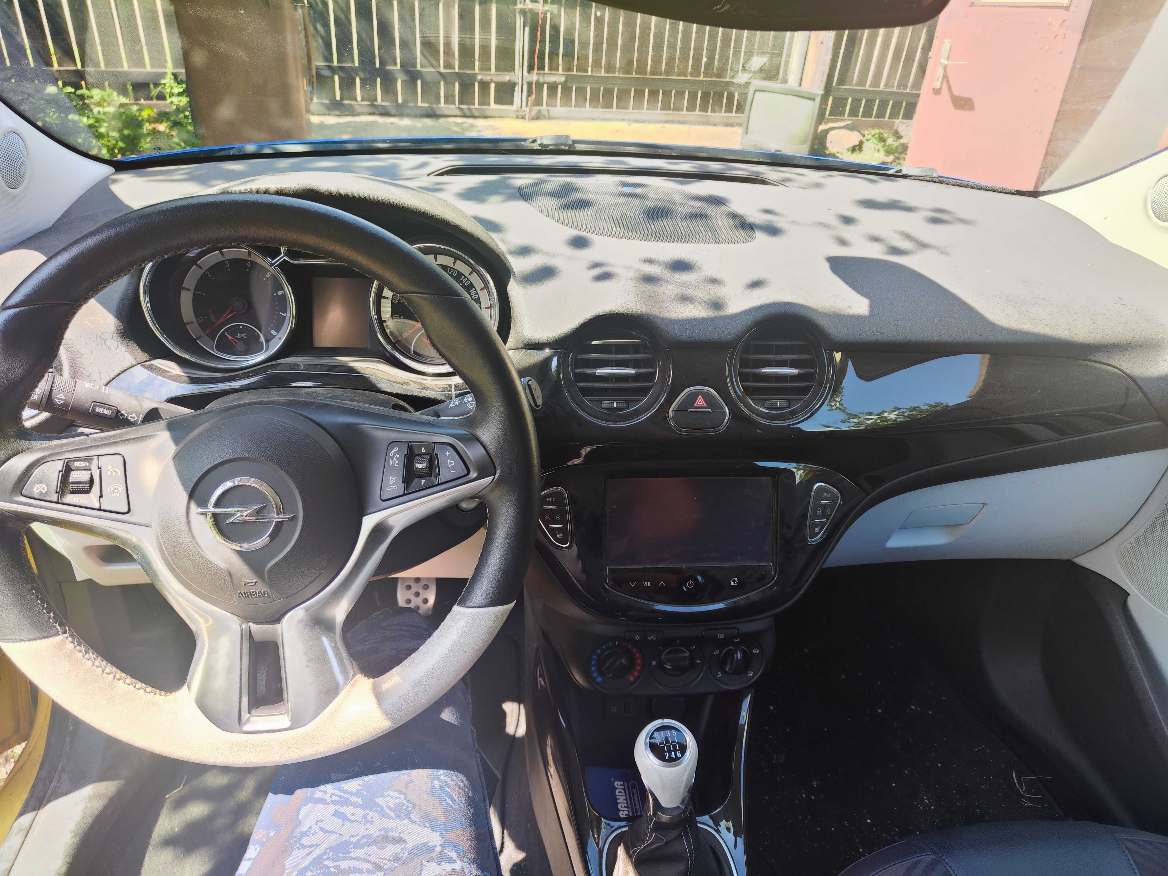 Opel Adam 1.0 90 cp