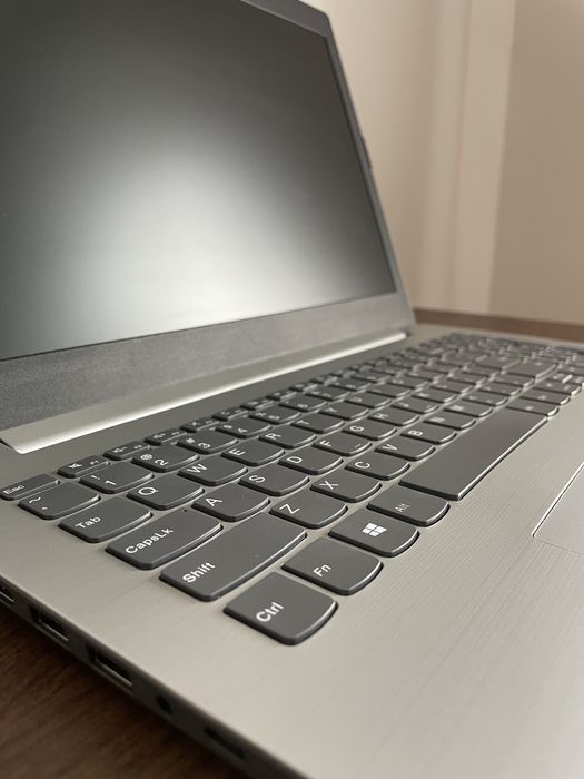 Лаптоп Lenovo IdeaPad 320 – i3 7100U / 15.6"
