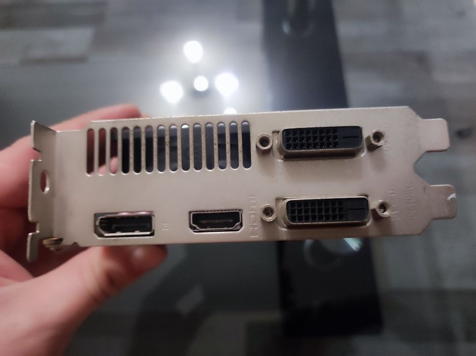 Видеокарта GTX 1070 - 8GB