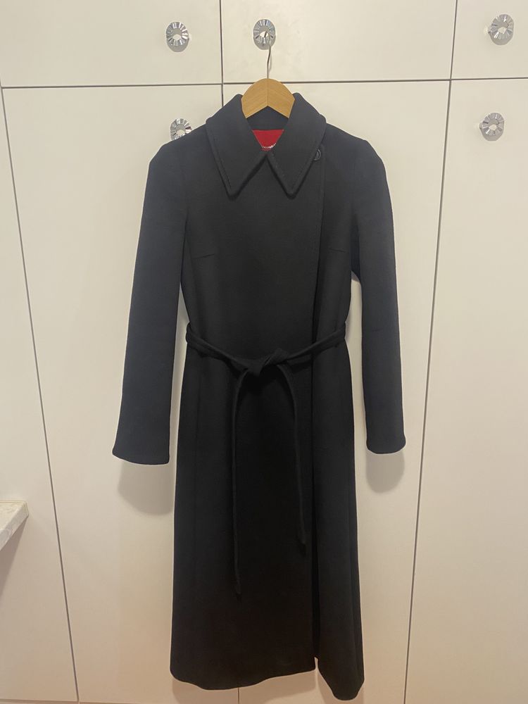 Чёрное пальто Max&Co