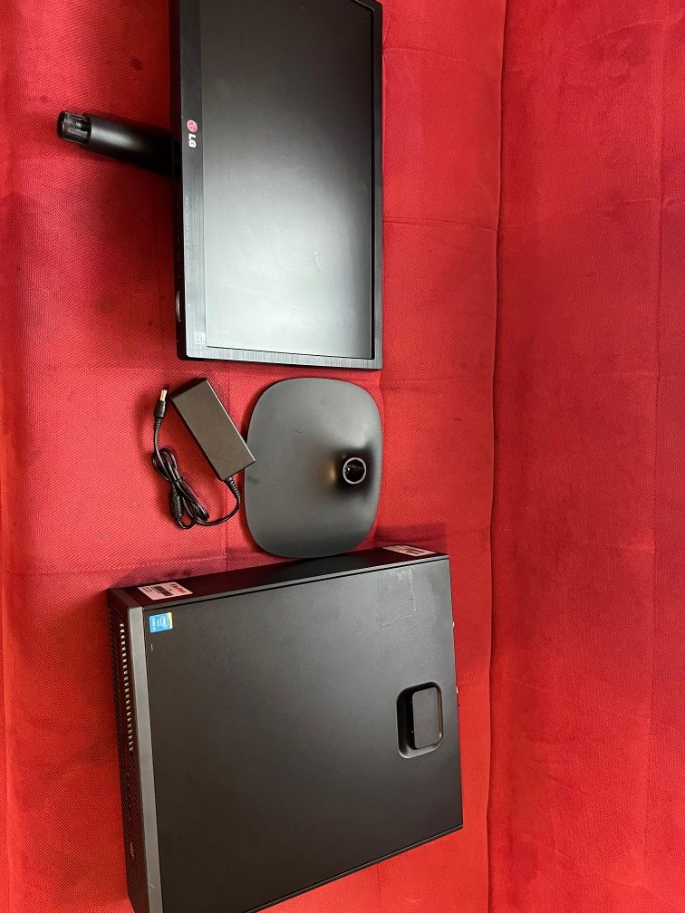 Set up calculator cu monitor