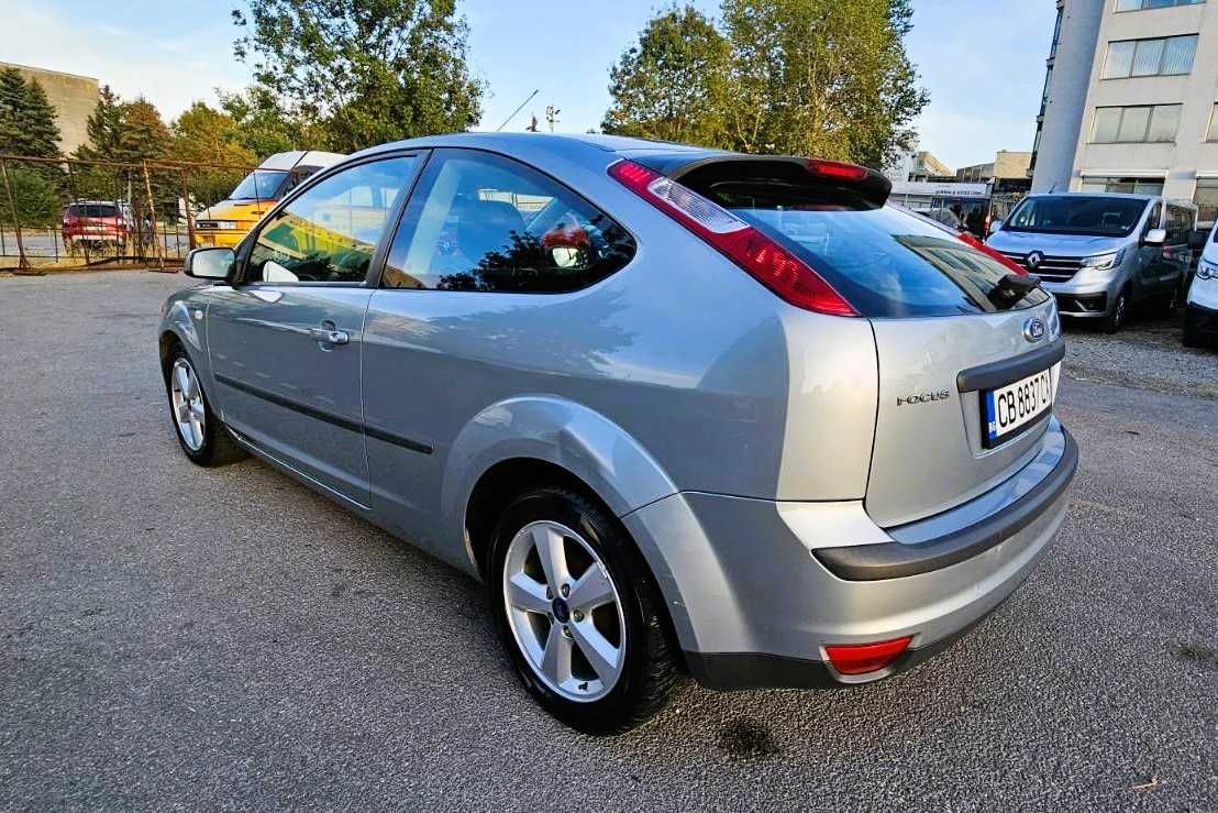 Давам под наем FORD FOCUS *AUTOMATIC*, бензин