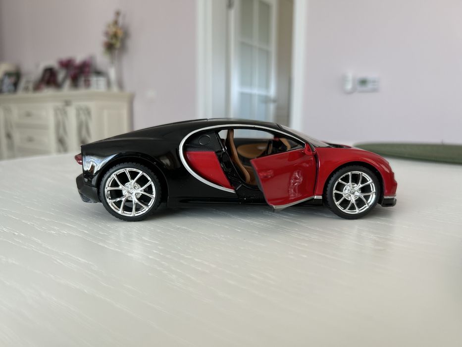 Maisto Macheta auto Buggati Chiron 1/24