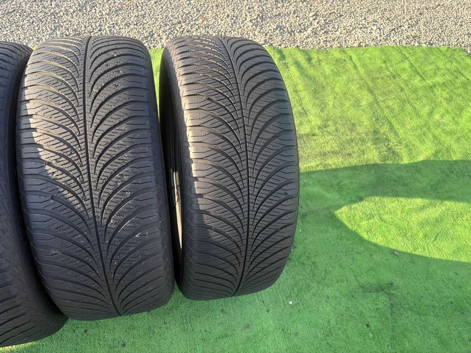 Anvelope Iarna 255/55/19 Goodyear