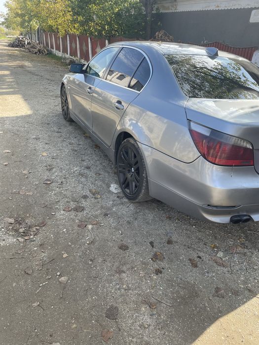 Vând sau schimb bmw e60 de preferat cu platforma auto