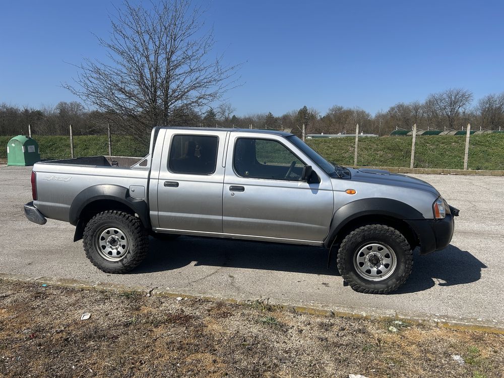 Nissan Navara 2.5Di