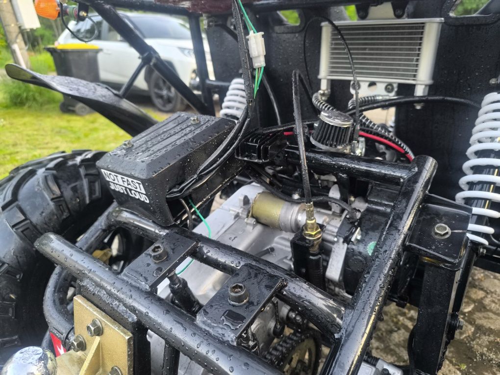 Бъги, Утв 200cc, маслено охлаждане, 20 коня.
