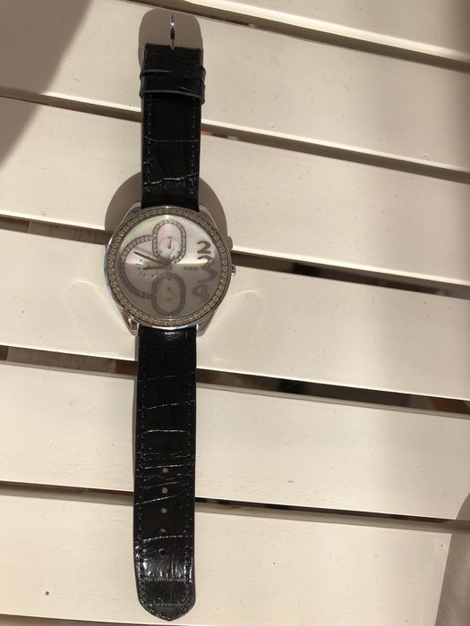 Дамски Часовник Guess