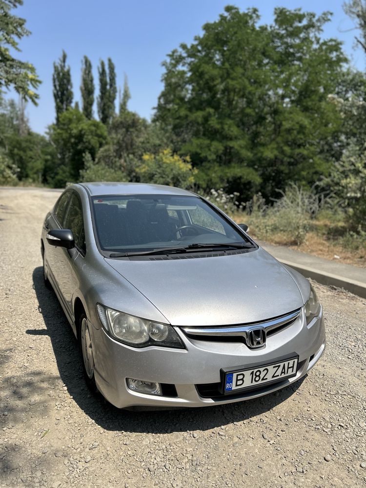 Honda Civic sedan 1.8 benzina