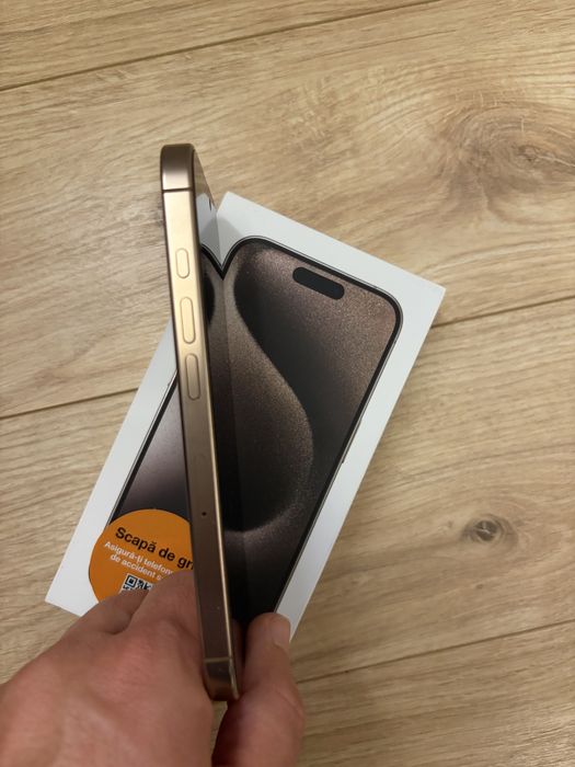 Iphone 16 pro gold 1 tb