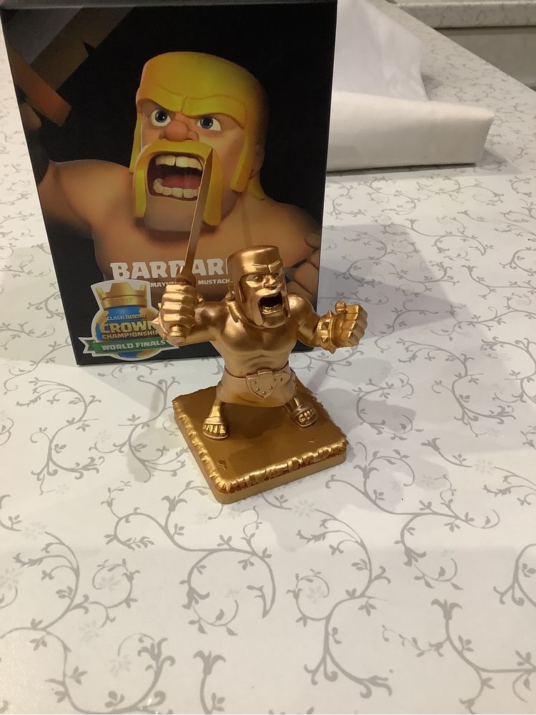 Supercell Golden Barberian Special Edition Clash Royale