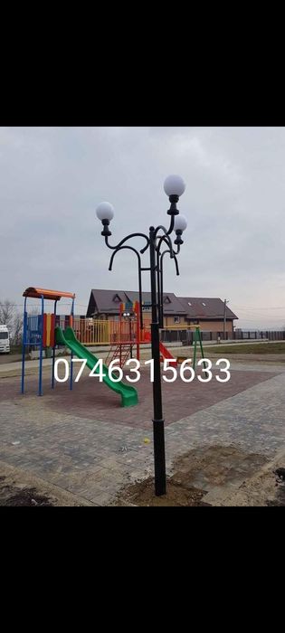 Stâlp de iluminat stradal