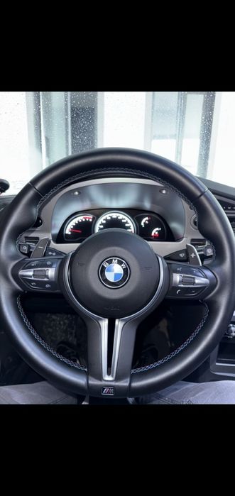 BMW rul hamma moshinaga tushadi