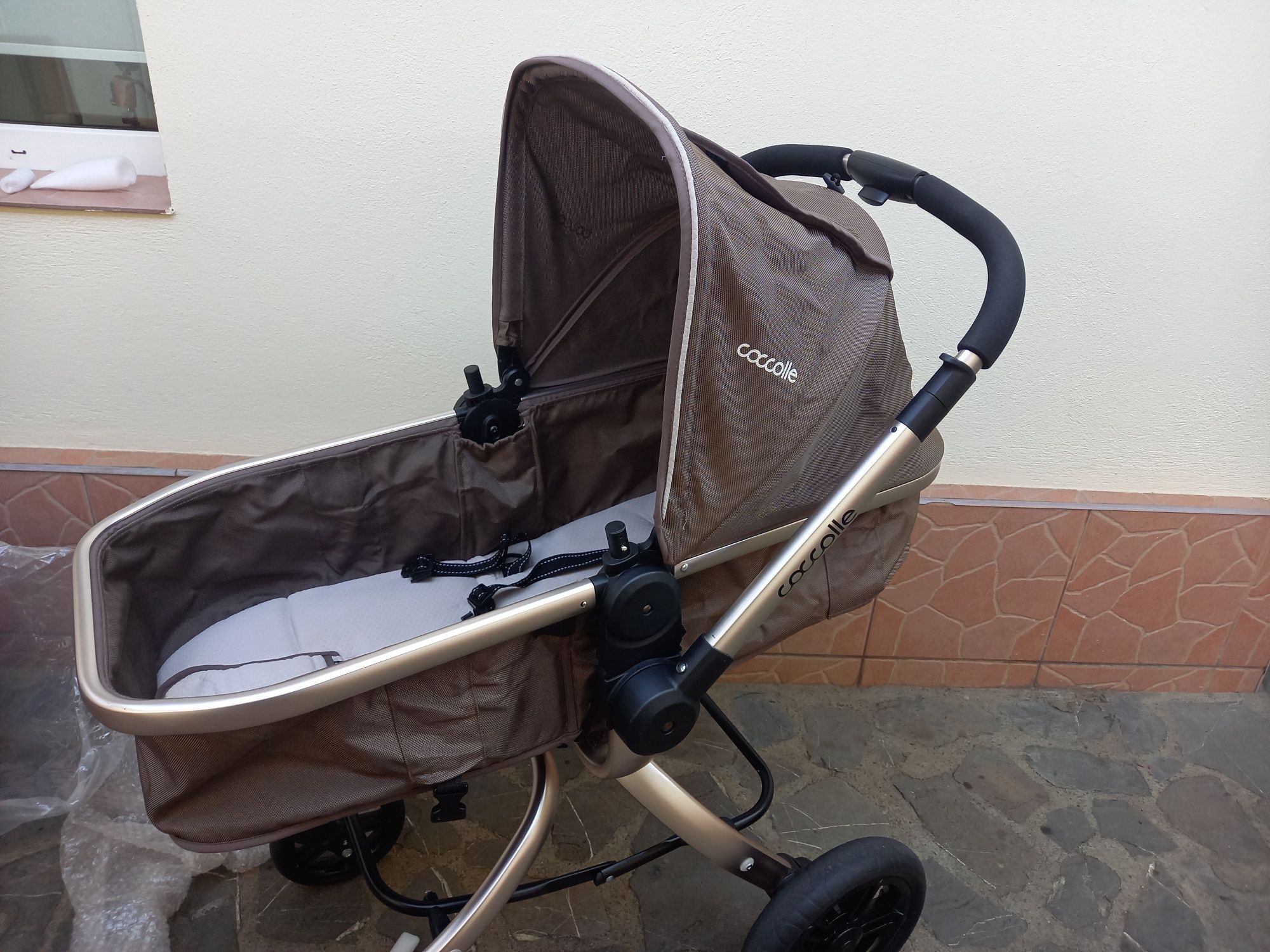 Carucior 3in1  coccole oro, impecabil