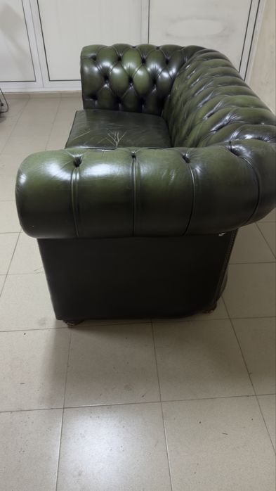 диван честърфийлд естествена кожа