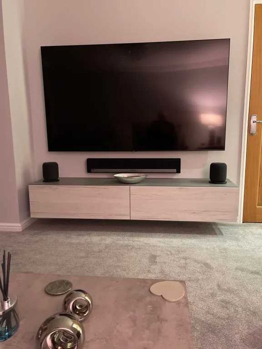 ПРОДАМ 50" SMART 4K UHD Телевизор Samsung UE50TU8000U.