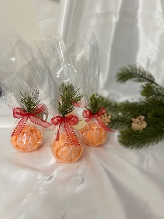 Ароматни коледни свещи