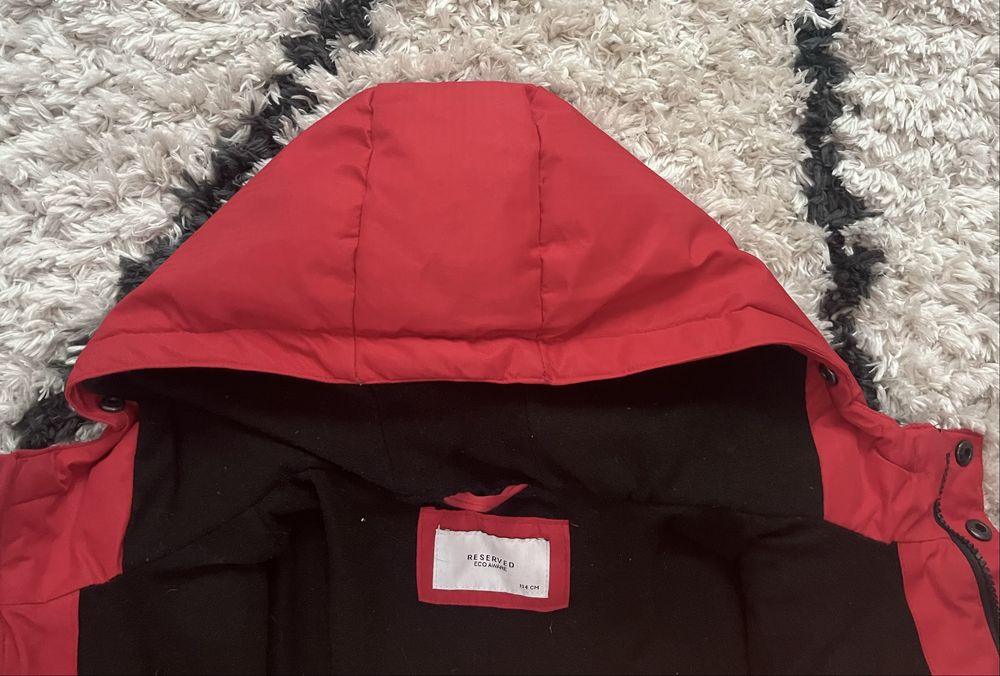Зимно Яке Reserved с подплата и качулка, р-р 134