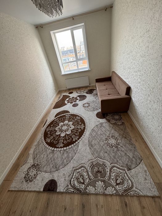 Продам 2 шт. натуральные ковры в отличном состоянии