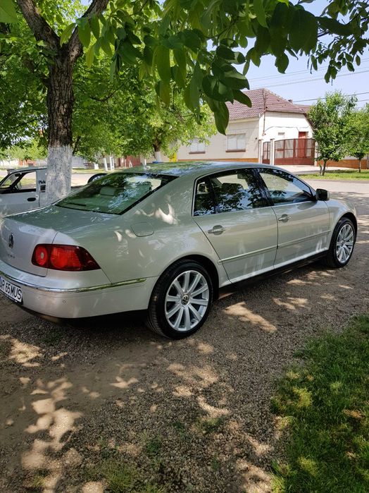 Vând VW Phaeton 2010 – 3.0 TDI,euro 5, 239 CP, 4x4,cutie automata