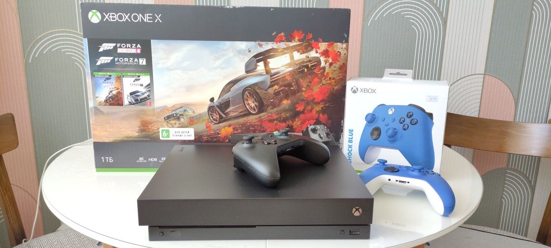 Продаётся Xbox One X