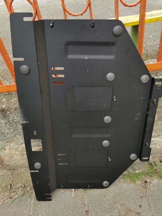 НОВО! А4 Б7, Б6 Кори двигател + скоростна кутия.
A4/B7, 2004-2007г