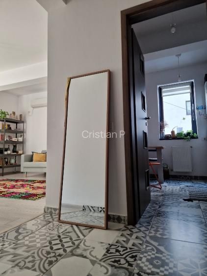 Proprietar vand apartament 2 camere bloc nou zona verde