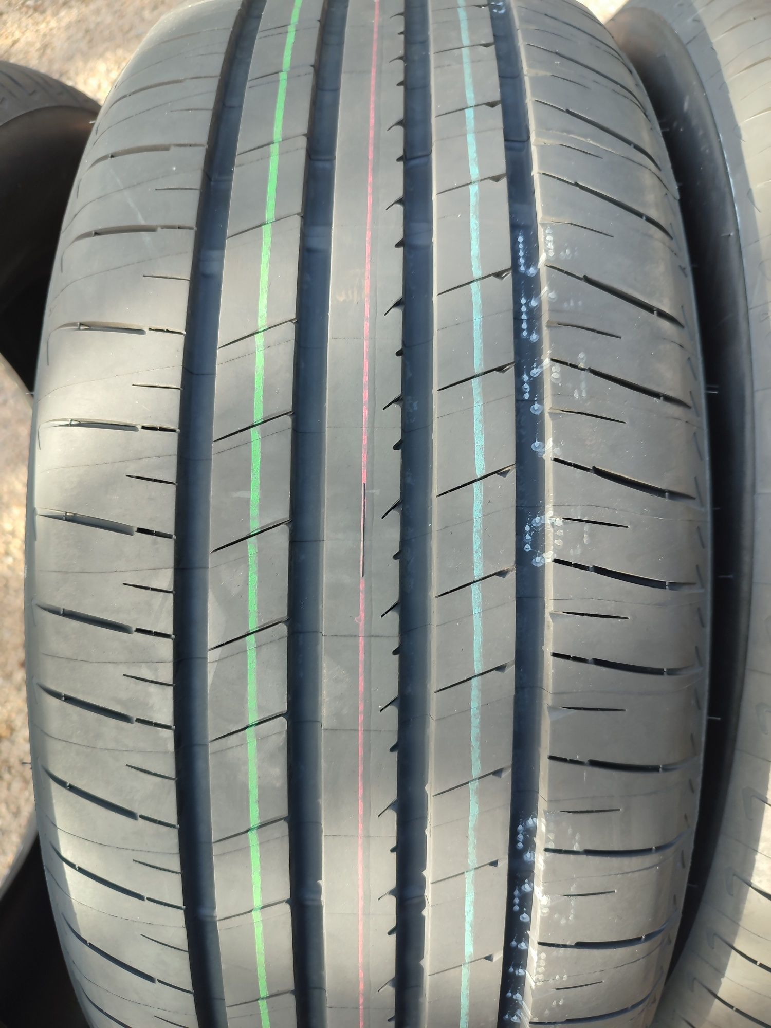 235/50/20" 4бр Bridgestone alenza 001,dot3520