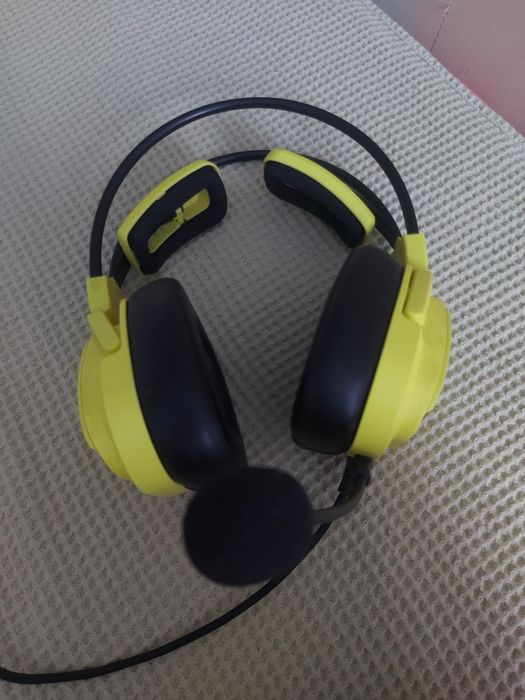 Продаю наушники Bloody g575
