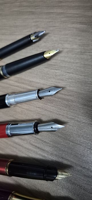 Lot 7 Stilouri Parker Papermate