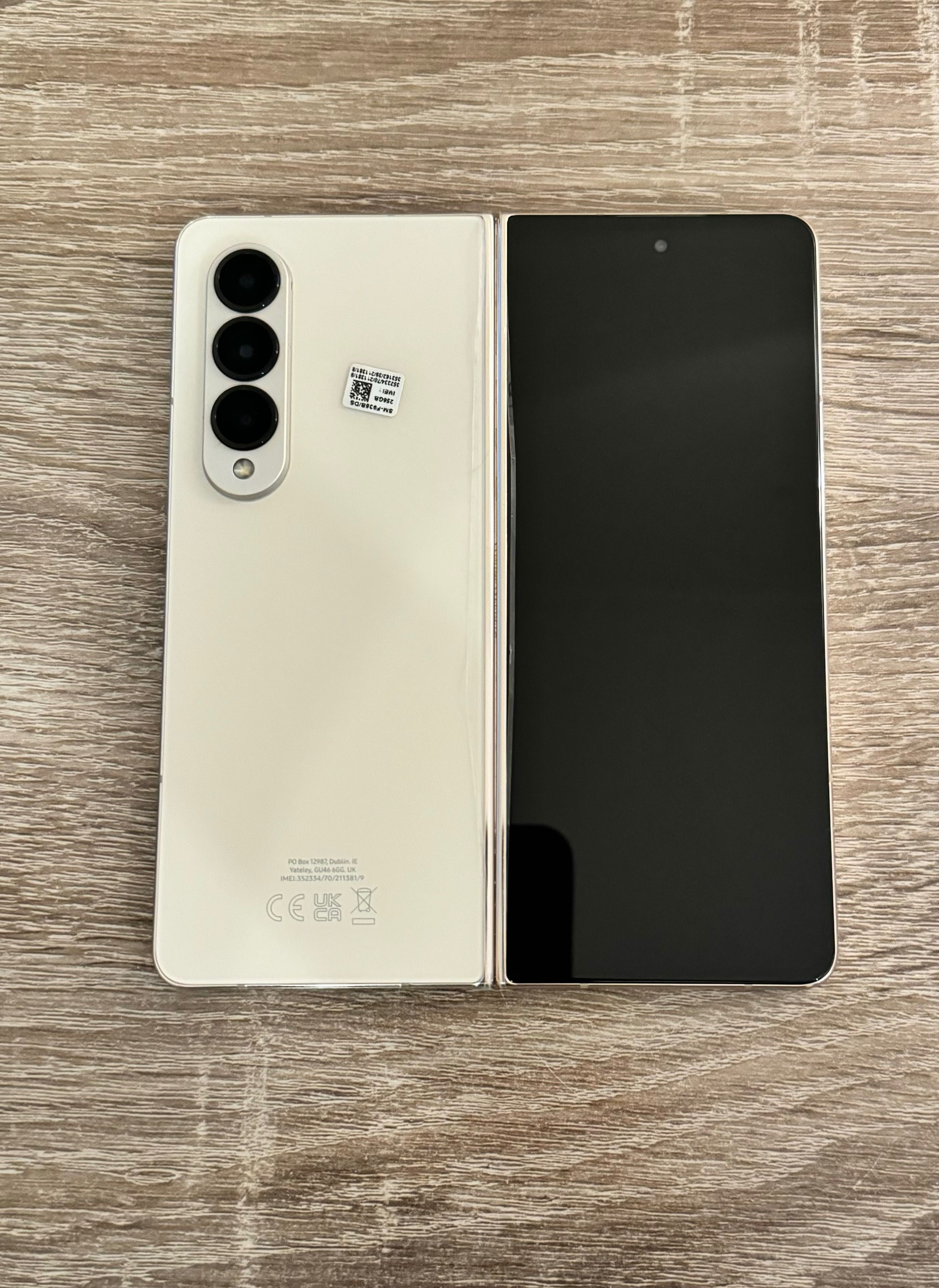 Beige Samsung Z FOLD 4 256gb