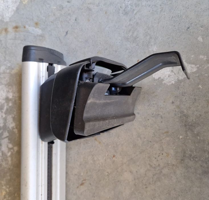 Bare transversale portbagaj Thule  - Mazda 3