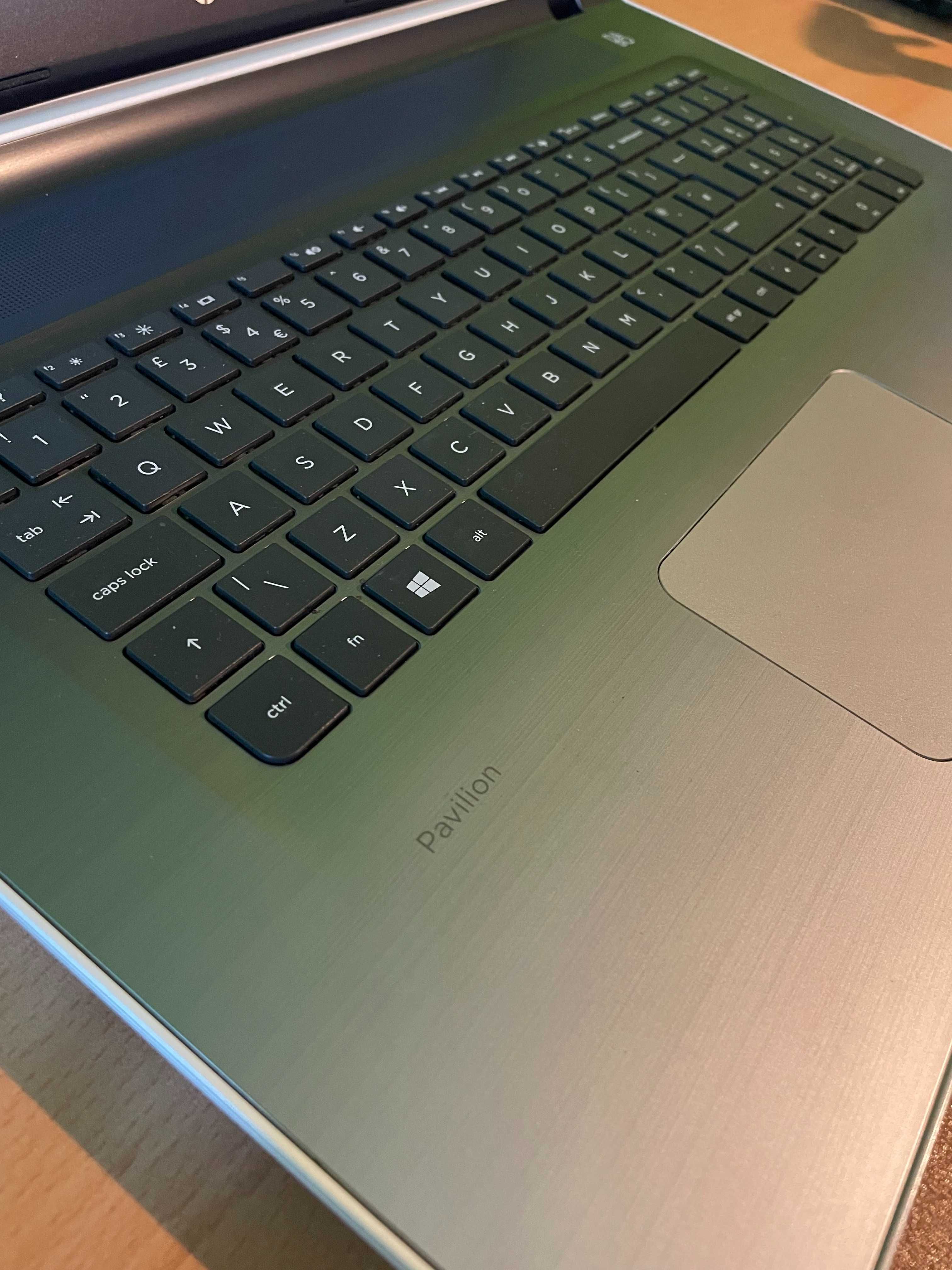 HP Pavilion 17 - 17.3''HD+, i5-5020u Broadwell, 8GB RAM, 180GB SSD