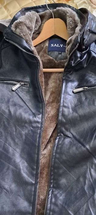 Мъжко кожено яке 70лв.