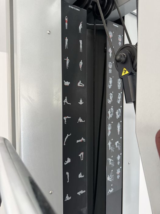Aparat multifunctional TECHNOGYM UNICA