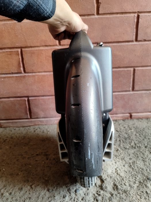 Monokoleso Aerowheel X8 carbon sotiladi