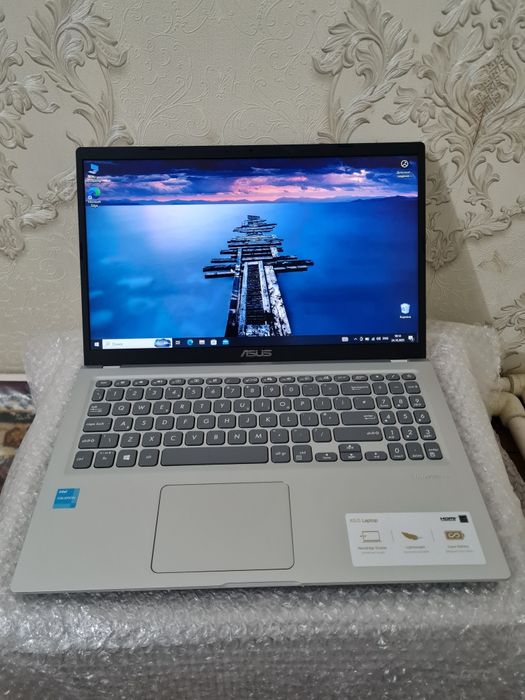 Ноутбук Asus ideal