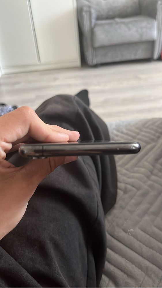 iPhone xs max 64гб