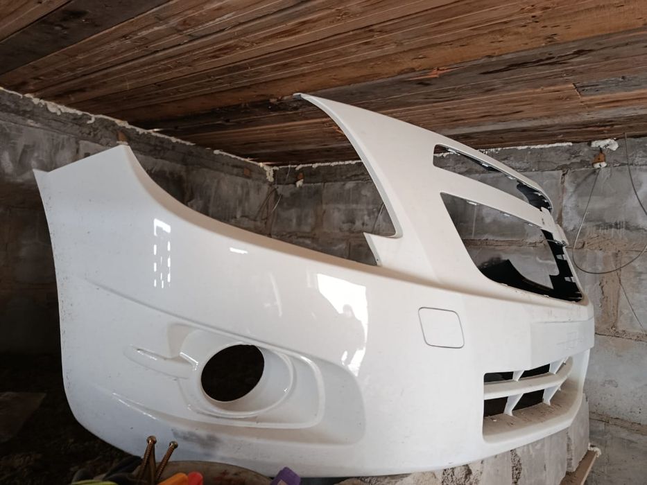 Бампер и фара на шевролет кобальт