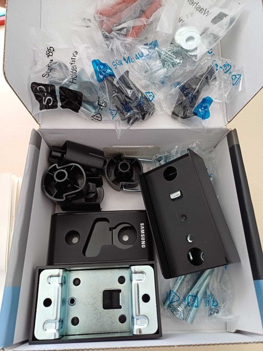 Nou, suport TV de perete Samsung WMN550M, 32"- 65", 50 kg, negru