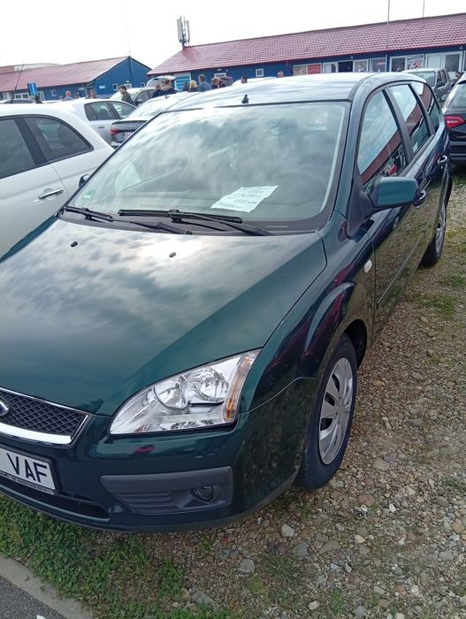Ford Focus an 2007 benzina !