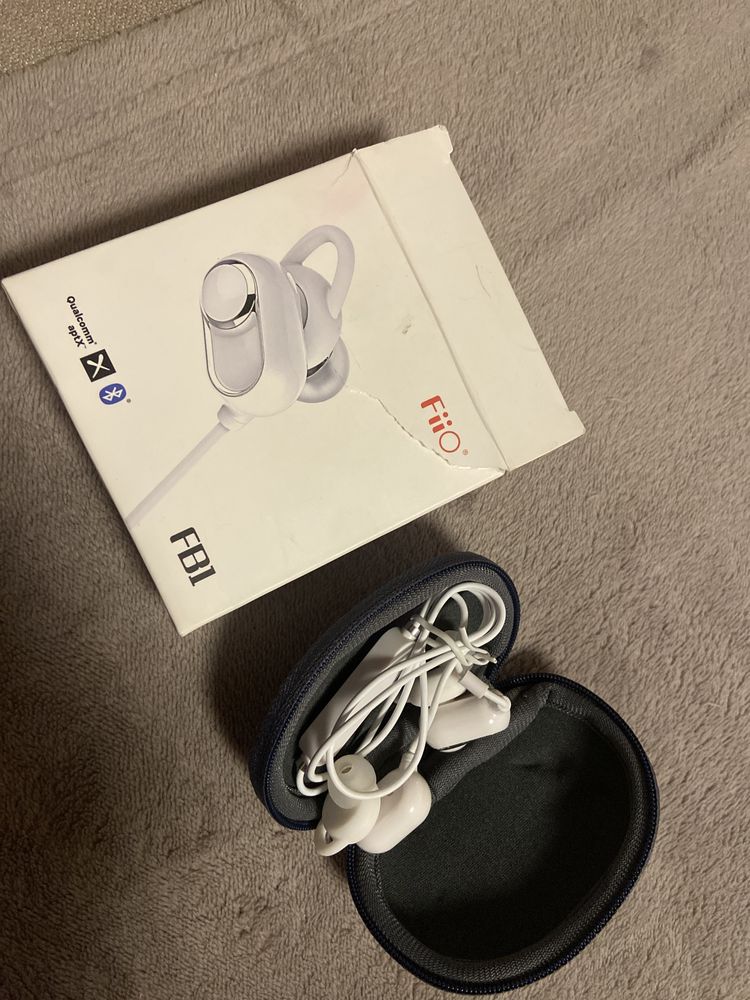 Слушалки Fiio