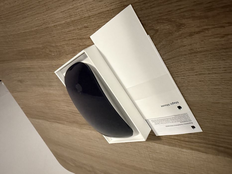 Magic Mouse 2 cu incarcator Lightning