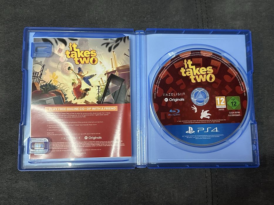 Игра за PS4 - It takes two