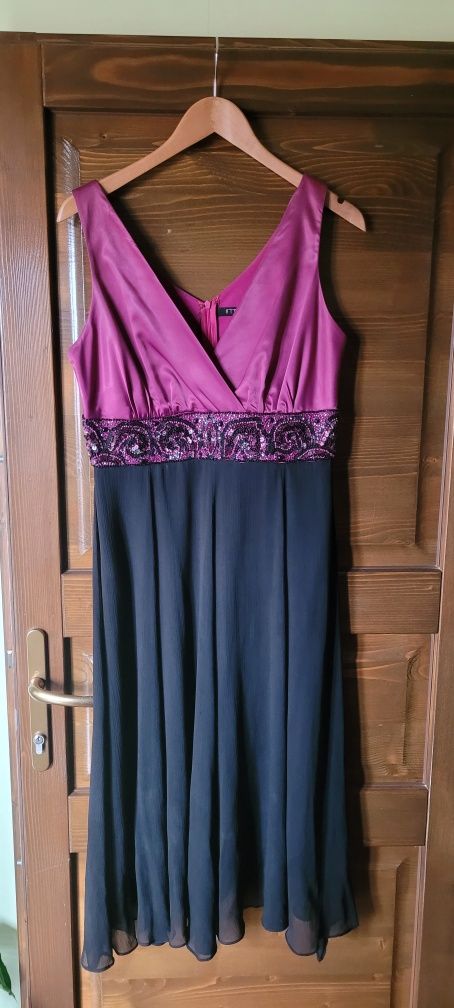 Rochie elegantã de nuntã