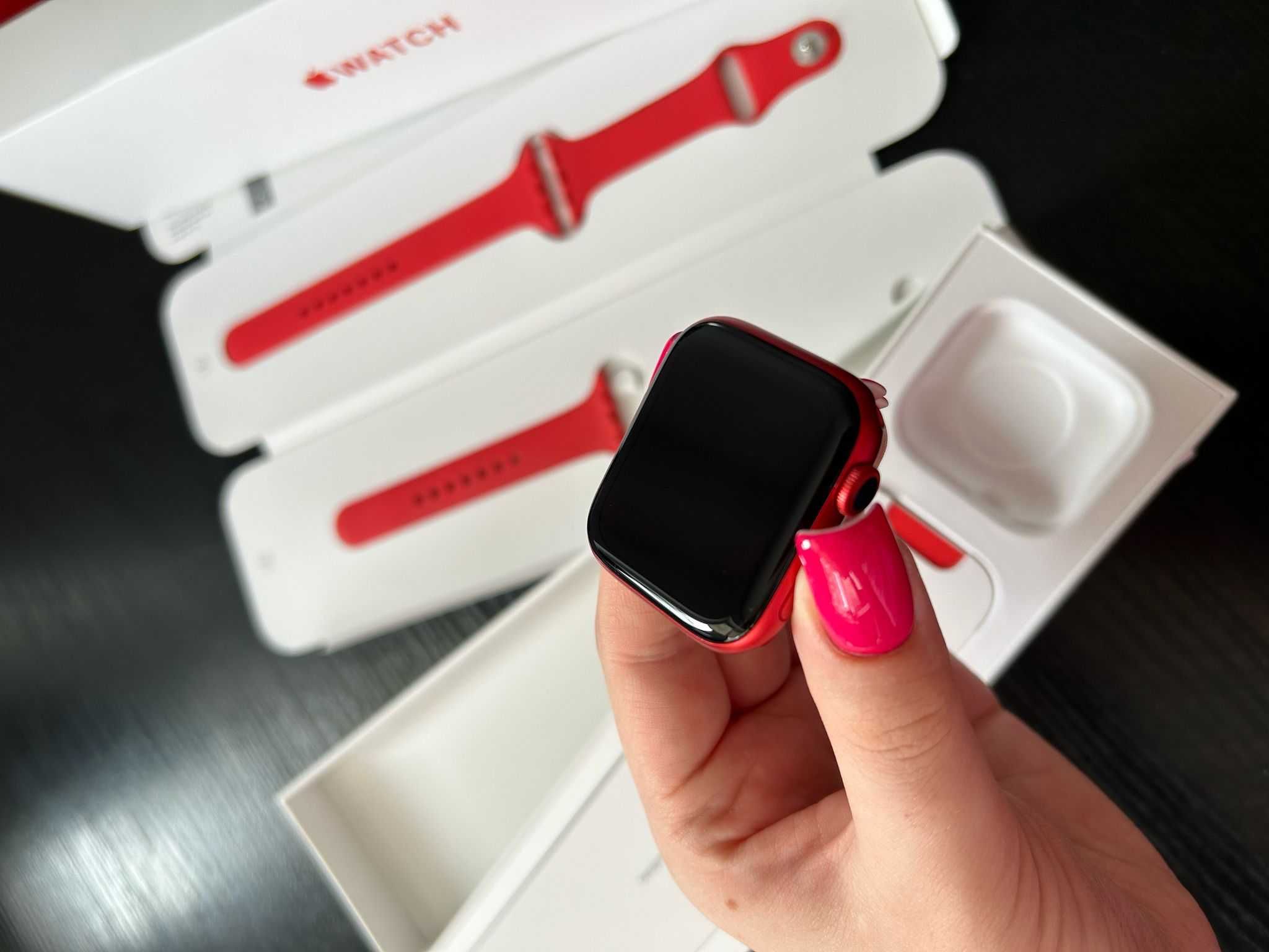 Apple Watch Seria 6 - Baterie 100%