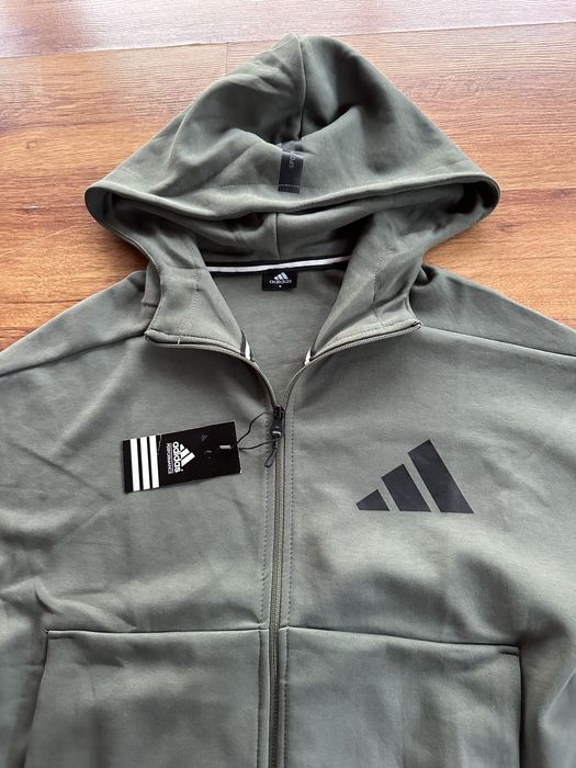 Мъжки,памучен,масленозелен екип Adidas