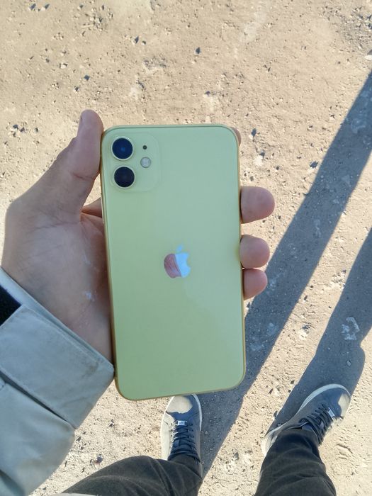 Продам айфон 11 сатам