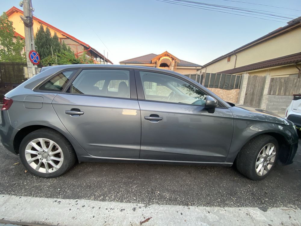 AUDI A3 Sportback 1.6 TDI