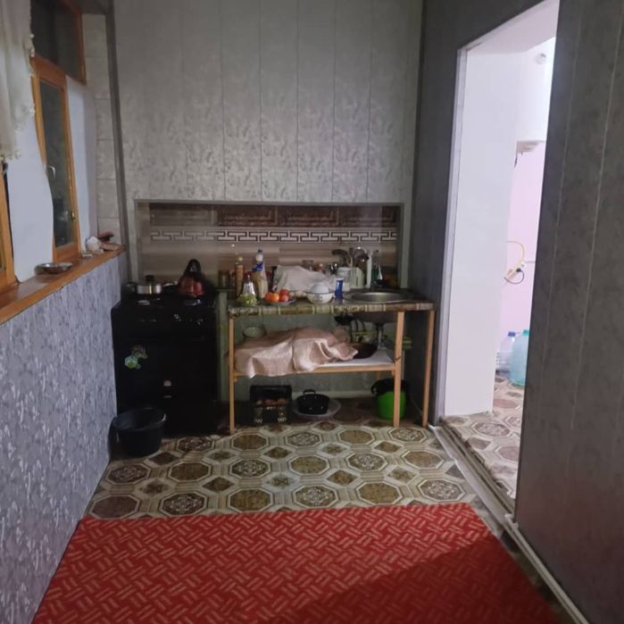 Квартира 3хона 3таж 4а мкр 7 дом 9кв срочно